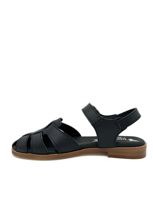 Frankie Sandal in Black from Novacas - Image 2