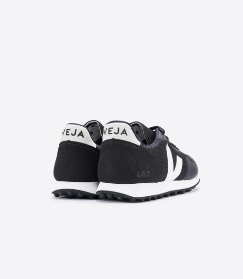 SDU B-Mesh in Black from Veja - Image 4